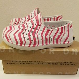 Tom's  size 7 tiny shoes